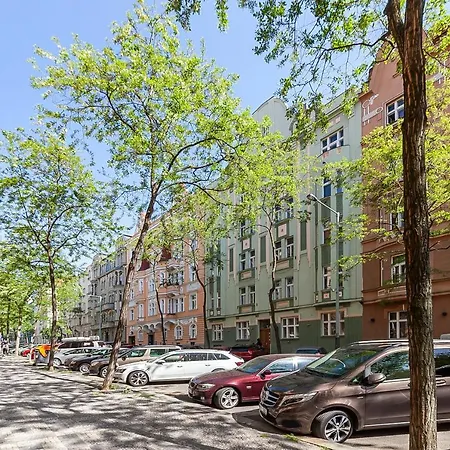 Apartment Alfons Mucha Flat / Quiet Street / National Museum Prague